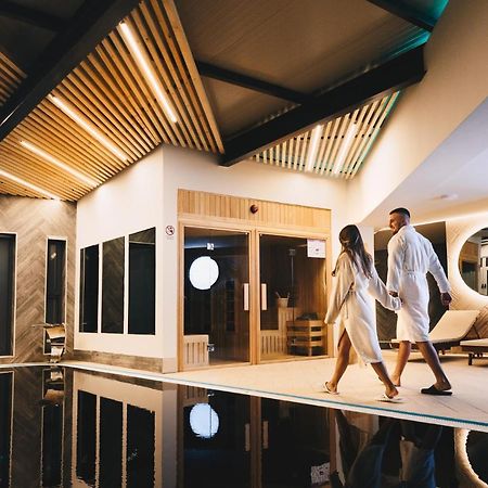 Hotel Tiski Cvet Novi Becej Bagian luar foto