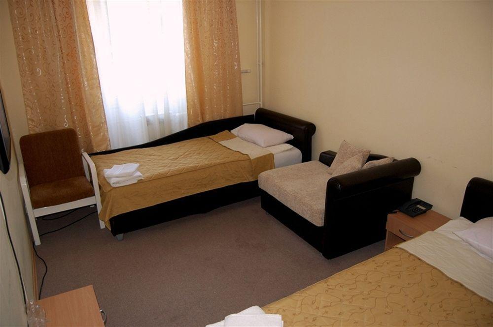 Hotel Tiski Cvet Novi Becej Bagian luar foto