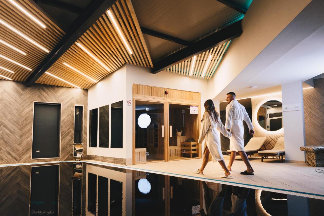 Hotel Tiski Cvet Novi Becej Bagian luar foto